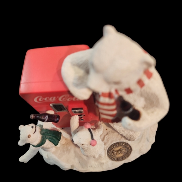 Heritage Collection Coca Cola Refreshing Treat Item 77007. - Picture 2 of 5
